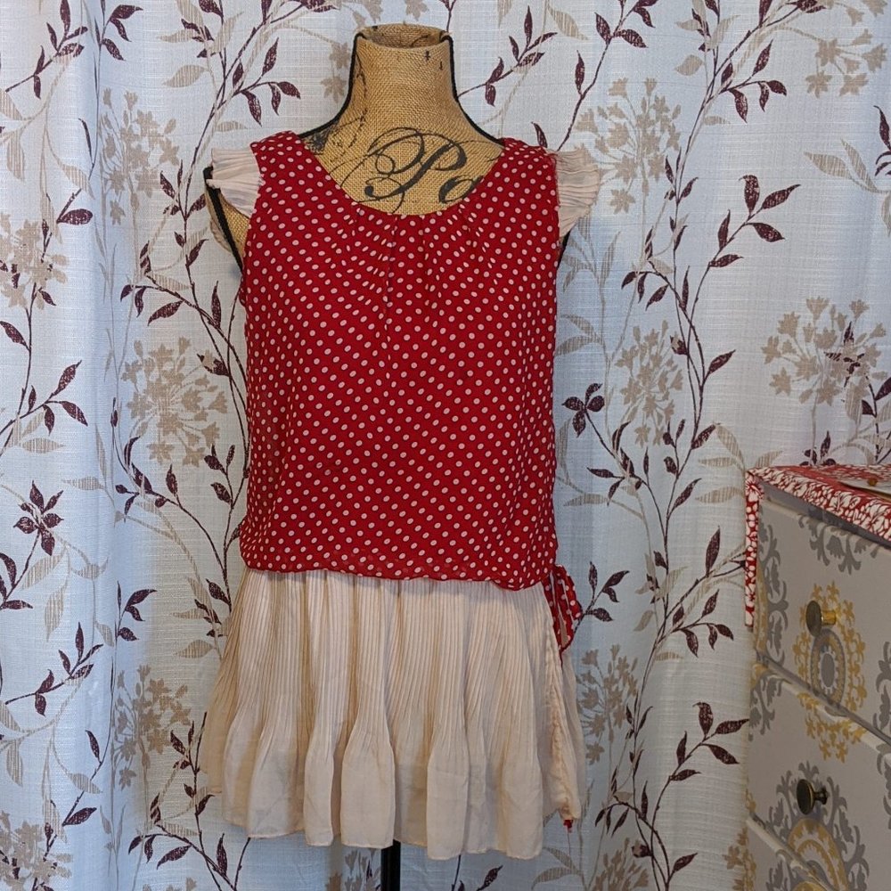 Deco Red and Cream Polkadot dress. Size: S.